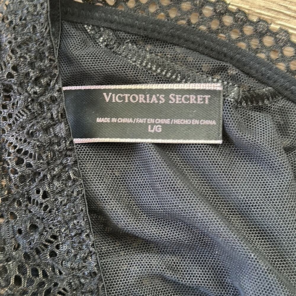 Victoria's Secret Lace Bralette Black Large Plunge Triangle Cups - Picture 4 of 4